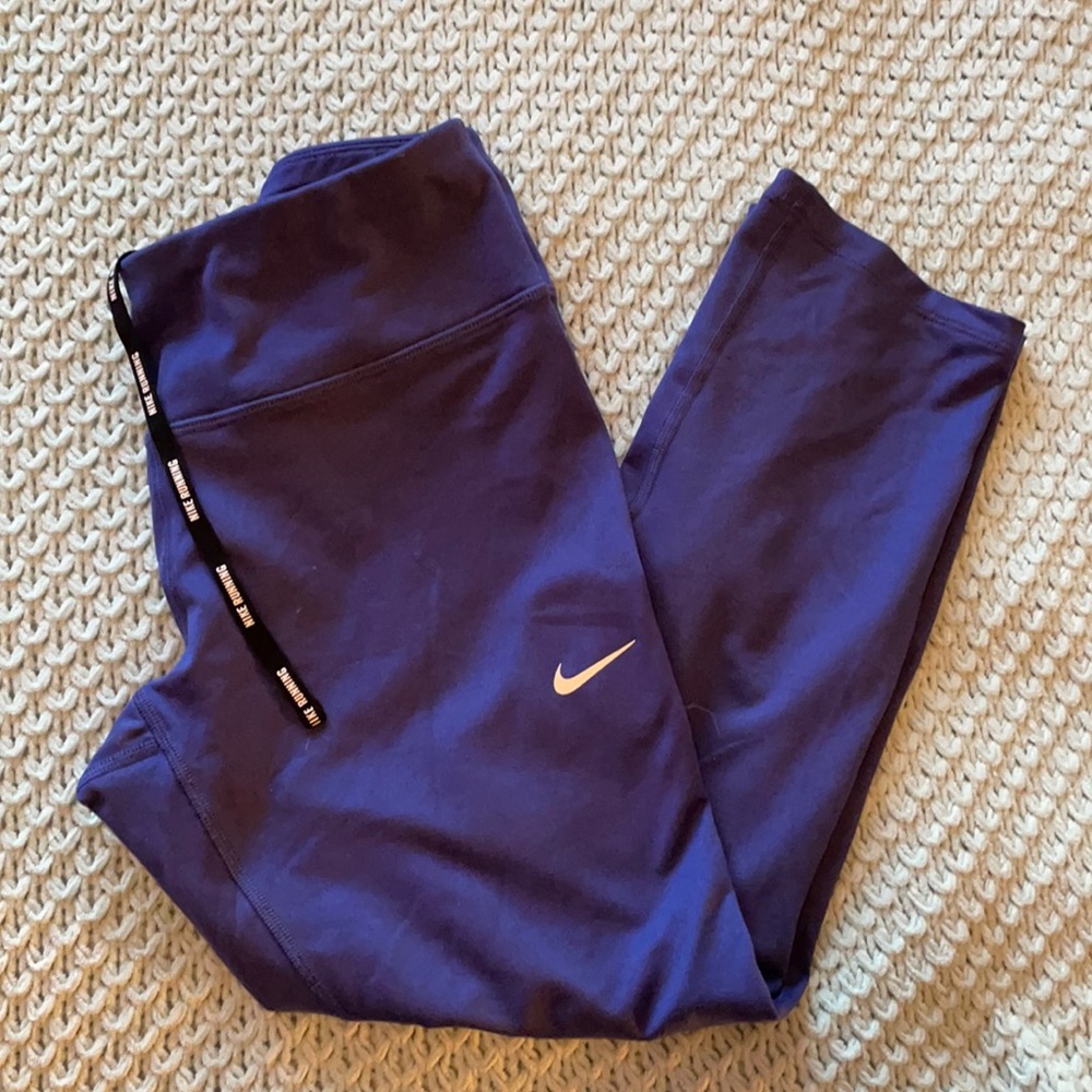 Nike Cropped Dri-Fit Legging